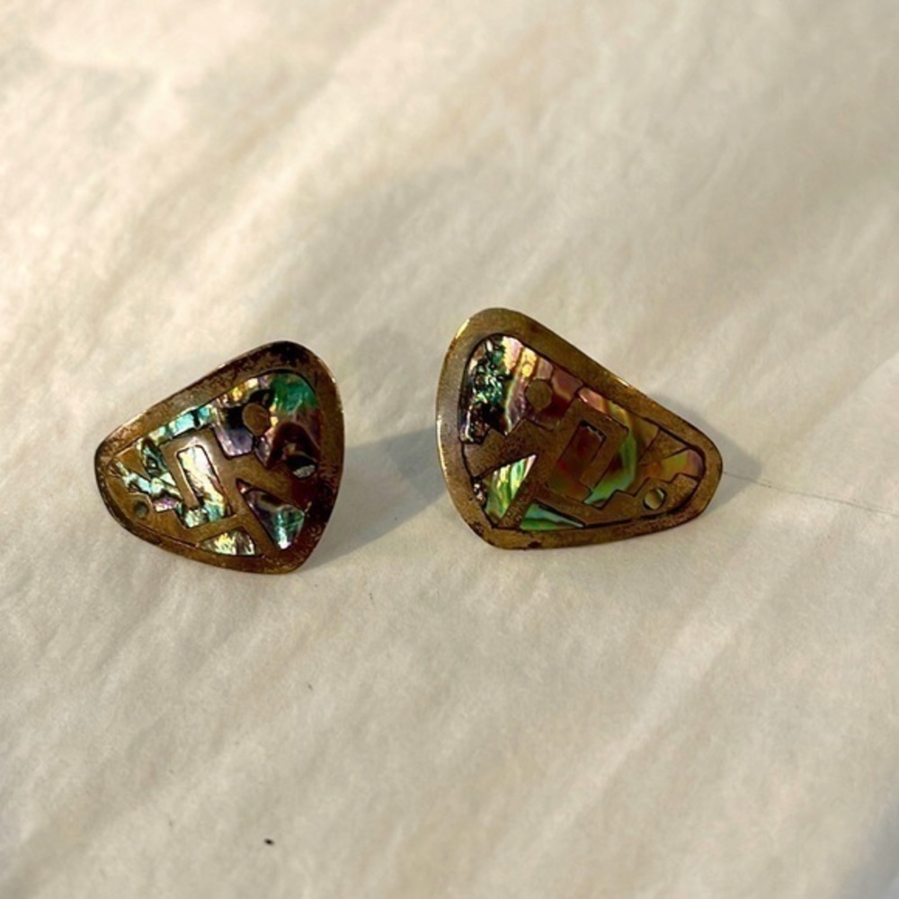 Very vintage silver & Abalone clip earrings
